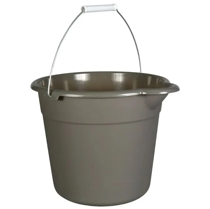 Plastic Bucket with handles- 9 quarts - Image 2