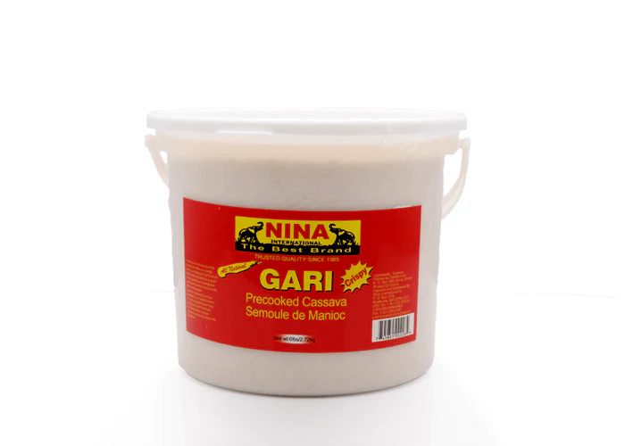 Nina Gari in Bucket